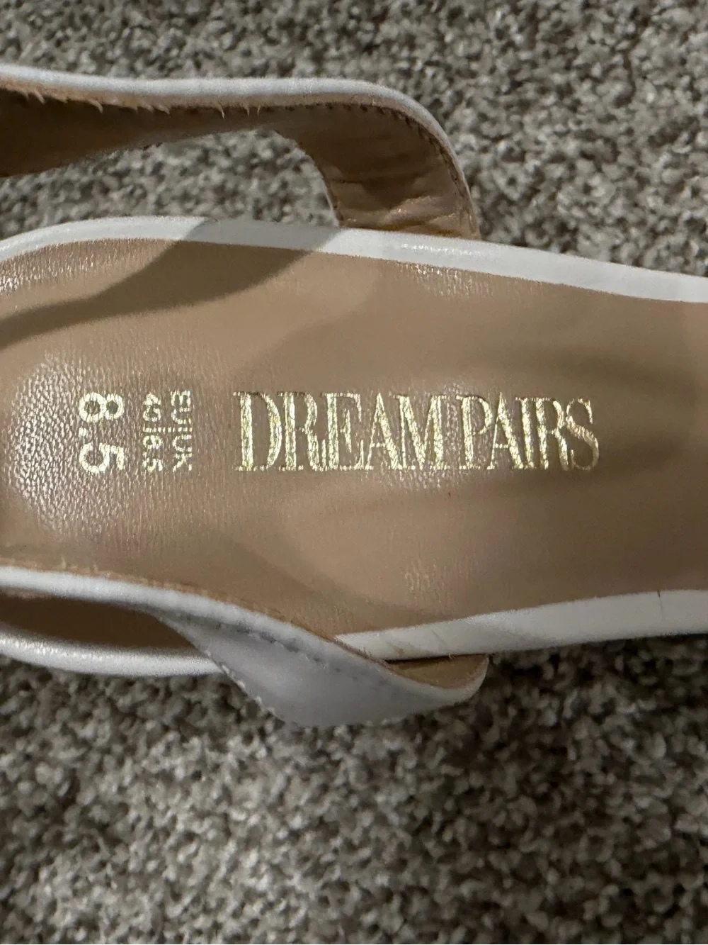 Amazon Dream Pairs Open Toe Blocky White 4.13” Heel
